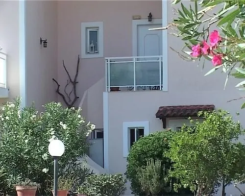 ** Hotel Aloni Studios & Apartments Lassi  Greece