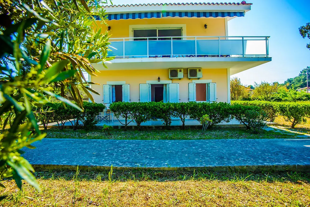 Aloni Studios & Apartments Lassi  Greece