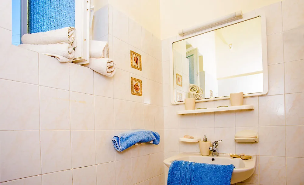 Aloni Studios & Apartments Lassi  Greece